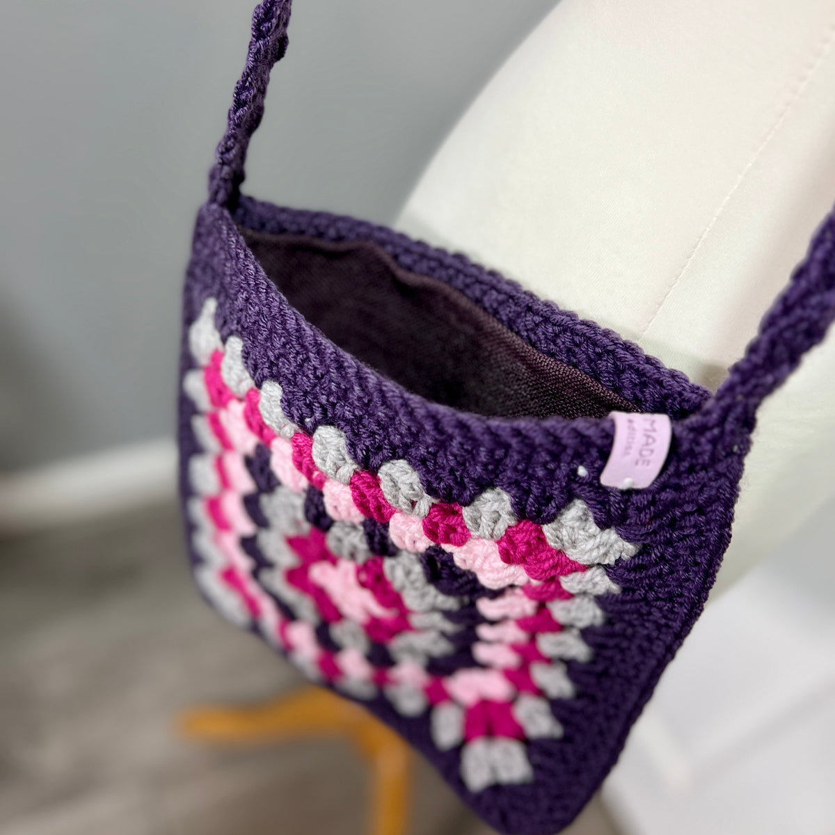 Crochet Granny Square Lined Shoulder Bag Medium